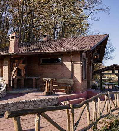 Cabana Lacul Sadova - Tradiție și Natură